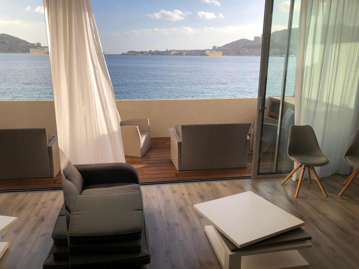 Studio Pieds Dans L'Eau Ajaccio  Exteriör bild